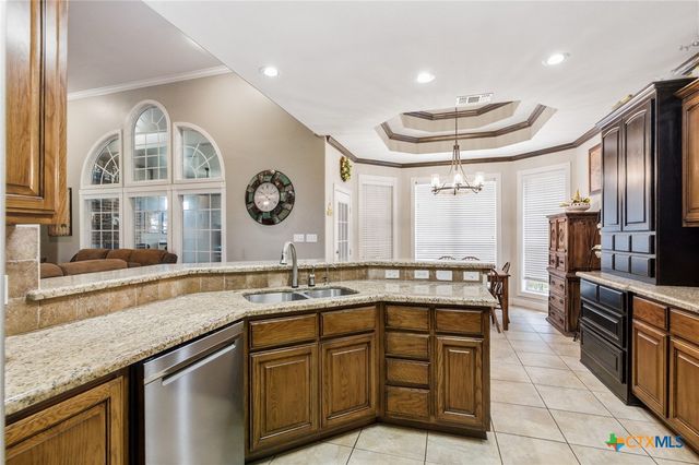 14 Park Lane, Victoria, TX 77904