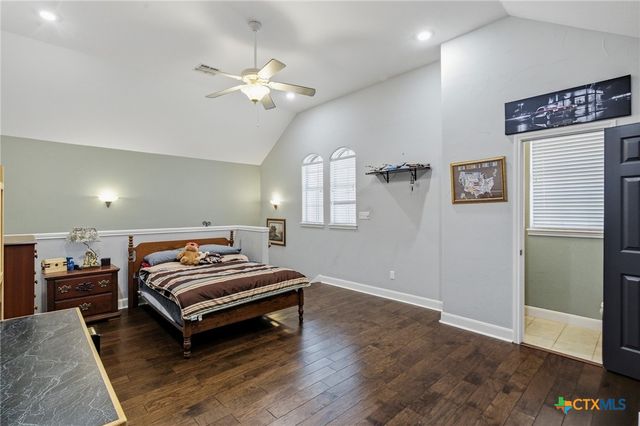 14 Park Lane, Victoria, TX 77904