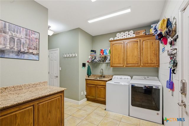 14 Park Lane, Victoria, TX 77904