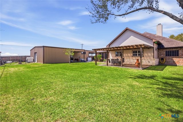 14 Park Lane, Victoria, TX 77904