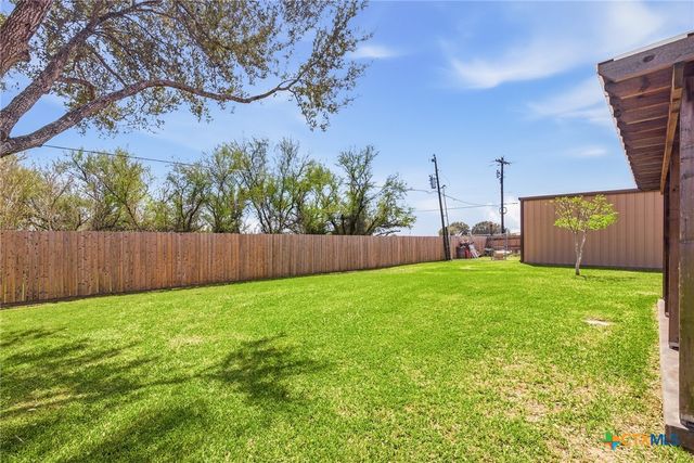 14 Park Lane, Victoria, TX 77904
