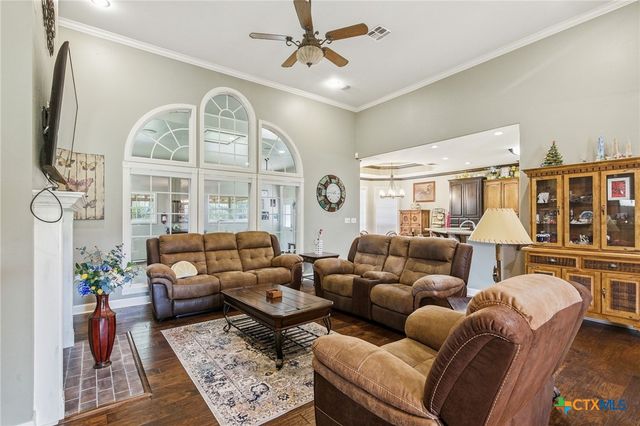 14 Park Lane, Victoria, TX 77904