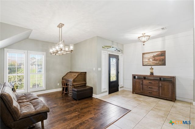 14 Park Lane, Victoria, TX 77904