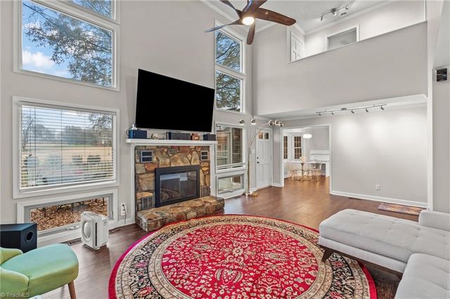 223 Ivy Circle, Advance, NC 27006