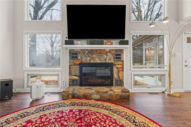 223 Ivy Circle, Advance, NC 27006