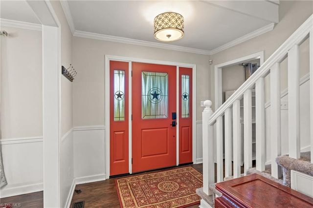 223 Ivy Circle, Advance, NC 27006