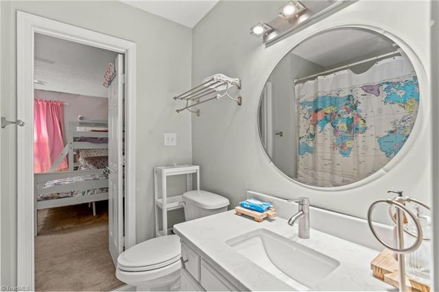 223 Ivy Circle, Advance, NC 27006