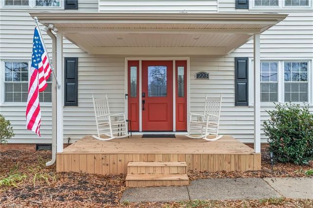 223 Ivy Circle, Advance, NC 27006