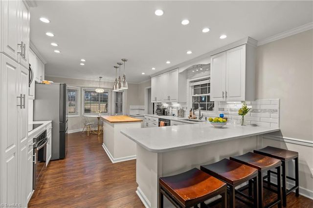 223 Ivy Circle, Advance, NC 27006