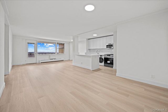 5700 Arlington Avenue 22G, Bronx, NY 10471