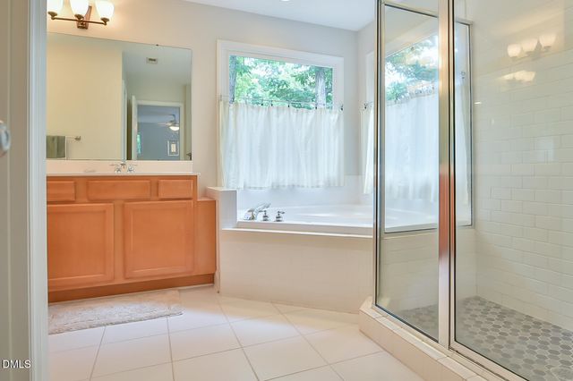 612 Highland Trail, Chapel Hill, NC 27516