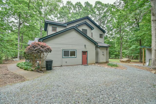 612 Highland Trail, Chapel Hill, NC 27516