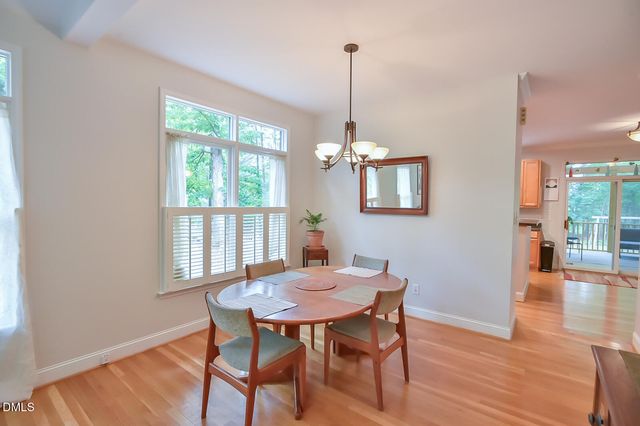 612 Highland Trail, Chapel Hill, NC 27516