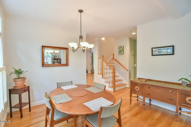 612 Highland Trail, Chapel Hill, NC 27516