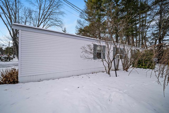 36 Melrose Drive, Rochester, NH 03867