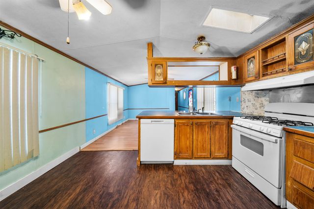 36 Melrose Drive, Rochester, NH 03867