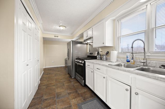 735 Caudill Lane, London, KY 40741