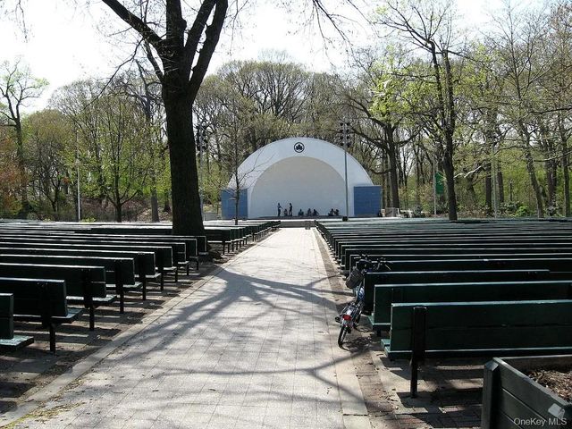 83-75 Woodhaven Boulevard C1, Woodhaven, NY 11421