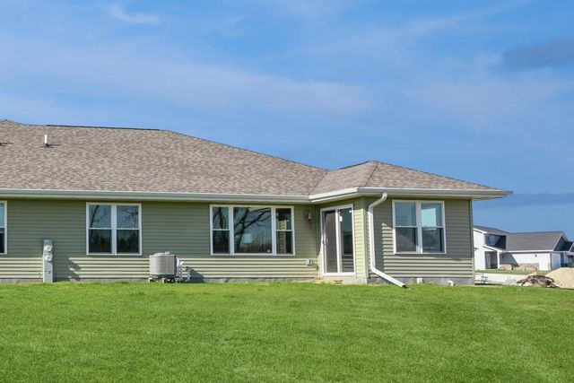 559 SUMMER DRIVE, Brillion, WI 54110