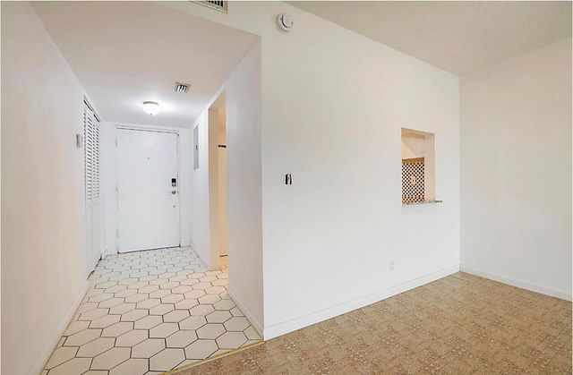 5500 NW 2nd Avenue 120, Boca Raton, FL 33487