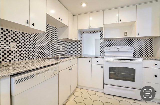 5500 NW 2nd Avenue 120, Boca Raton, FL 33487