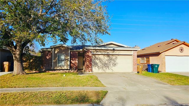 2534 Cresterrace Dr, Corpus Christi, TX 78415
