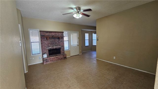 2534 Cresterrace Dr, Corpus Christi, TX 78415