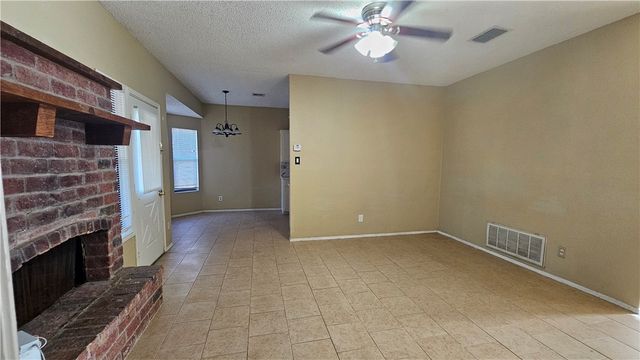 2534 Cresterrace Dr, Corpus Christi, TX 78415