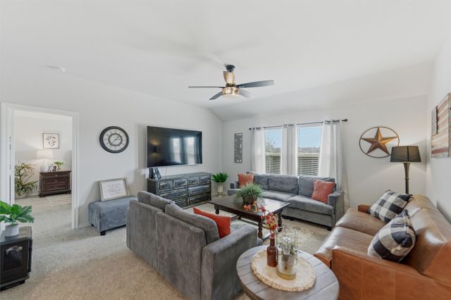 316 Sculptors Crossing, Springtown, TX 76082