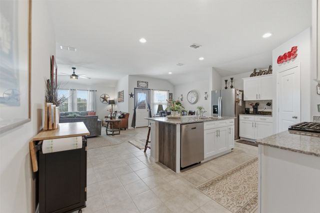 316 Sculptors Crossing, Springtown, TX 76082