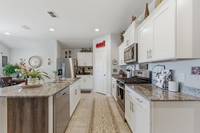 316 Sculptors Crossing, Springtown, TX 76082