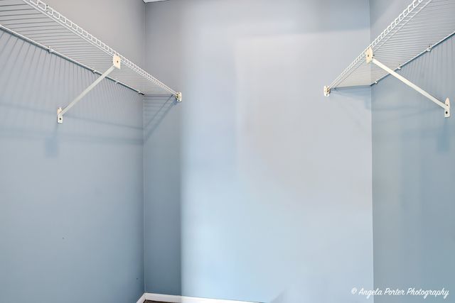 303 College Crossing, Rolling Meadows, IL 60008