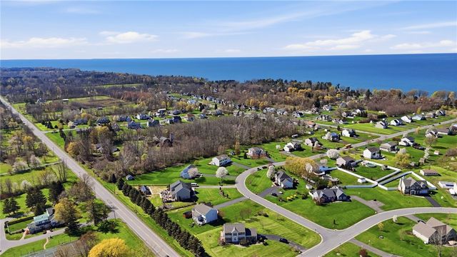7609 Whispers Lane, Ontario, NY 14519