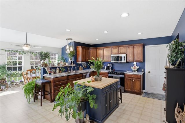 7609 Whispers Lane, Ontario, NY 14519