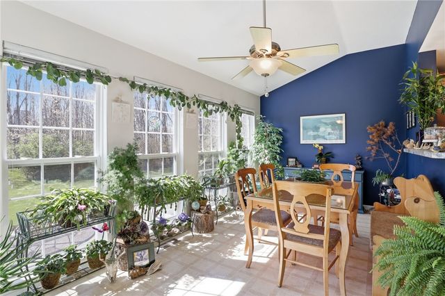 7609 Whispers Lane, Ontario, NY 14519