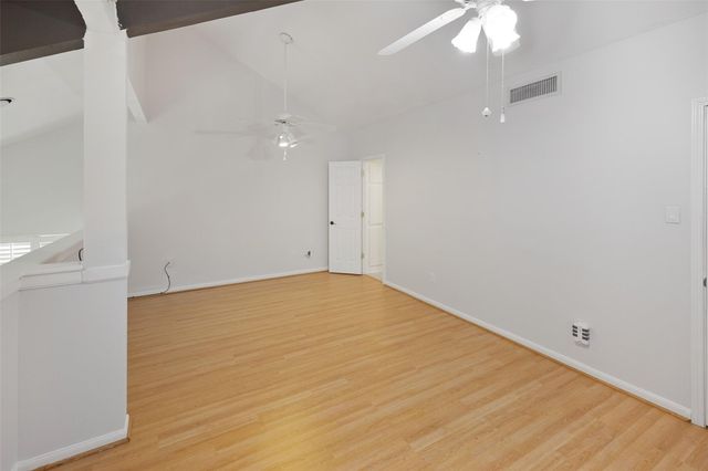 100 April Point Drive S, Conroe, TX 77356
