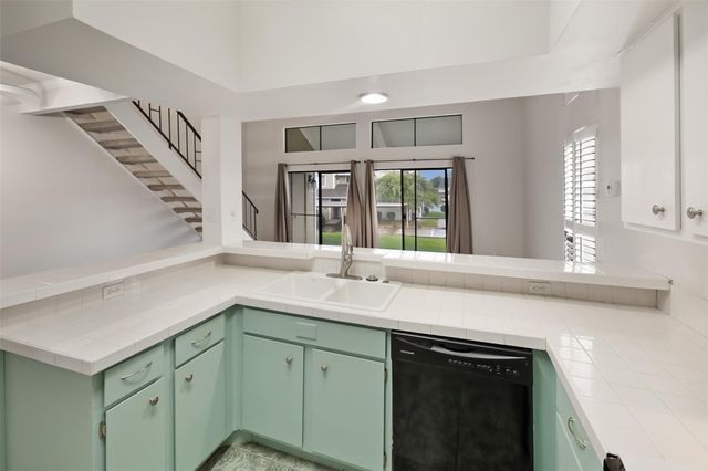 100 April Point Drive S, Conroe, TX 77356
