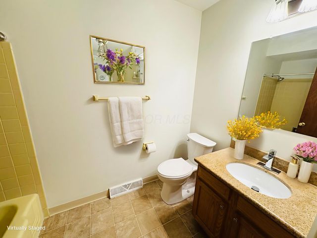 1016 Lambeth Drive, Columbus, OH 43220