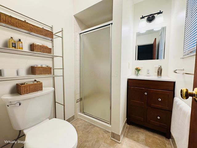 1016 Lambeth Drive, Columbus, OH 43220