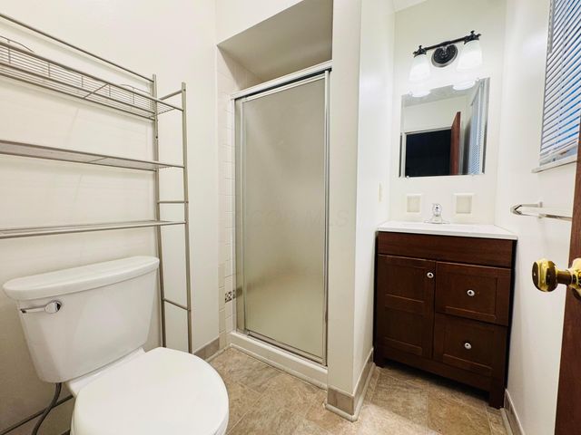 1016 Lambeth Drive, Columbus, OH 43220