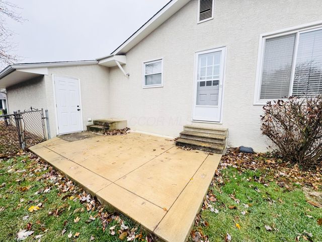 1016 Lambeth Drive, Columbus, OH 43220