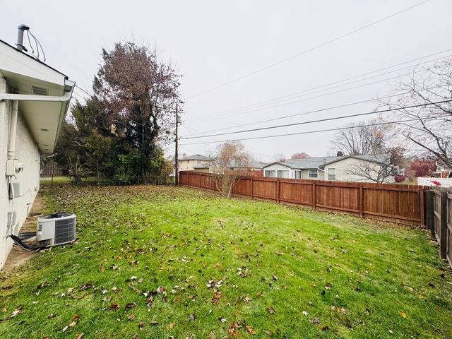 1016 Lambeth Drive, Columbus, OH 43220