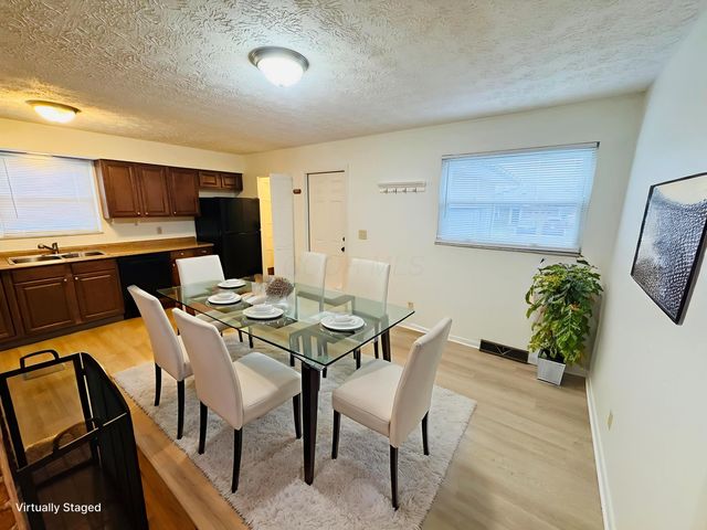 1016 Lambeth Drive, Columbus, OH 43220