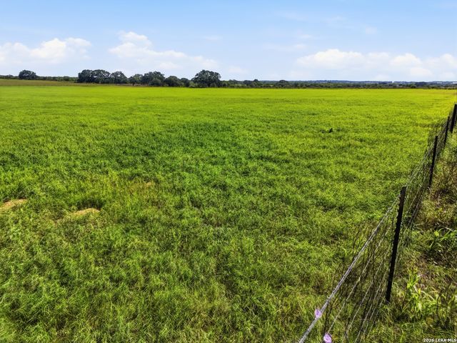 TBD W FM 2200, Devine, TX 78016