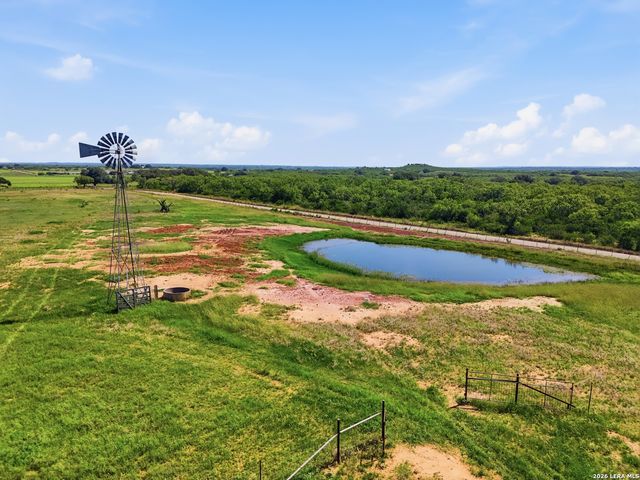 TBD W FM 2200, Devine, TX 78016