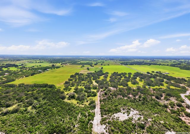 TBD W FM 2200, Devine, TX 78016