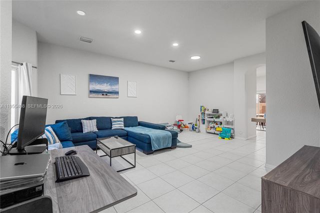 1940 SE 24th Terrace, Homestead, FL 33035