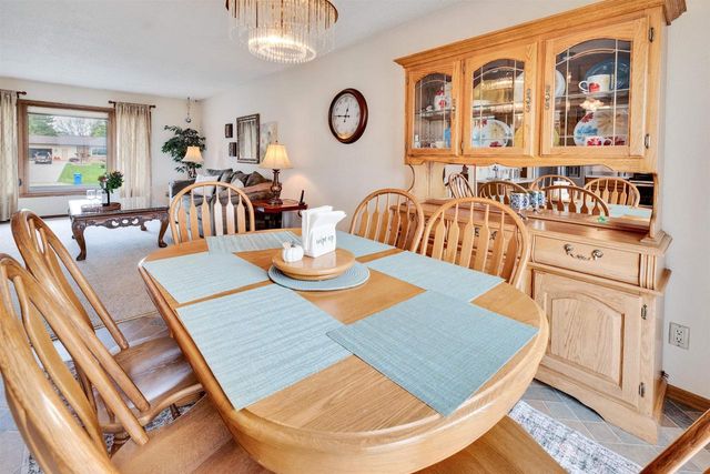 6580 Linden Circle, Windsor, WI 53598