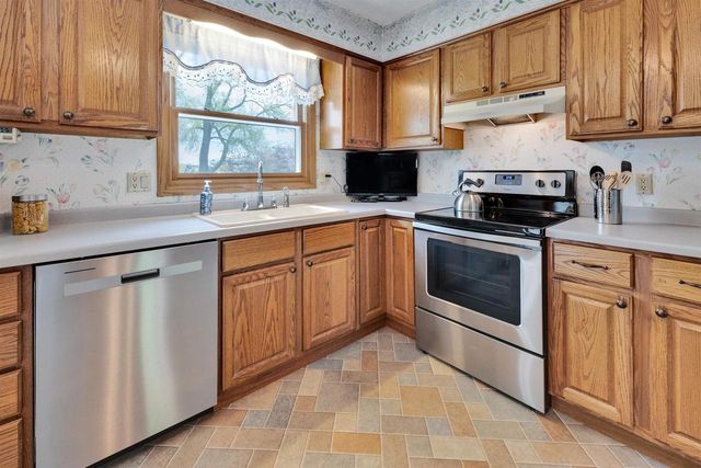 6580 Linden Circle, Windsor, WI 53598