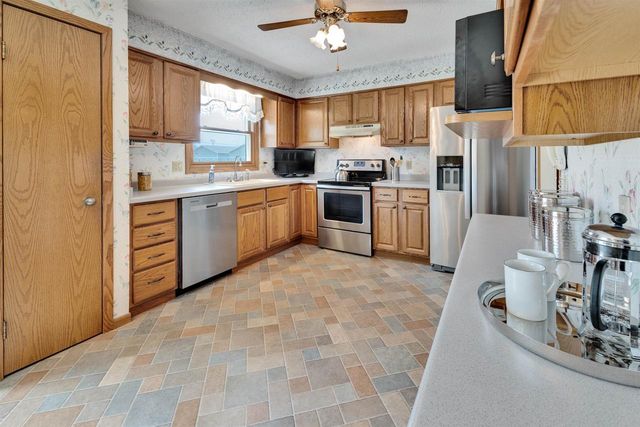 6580 Linden Circle, Windsor, WI 53598